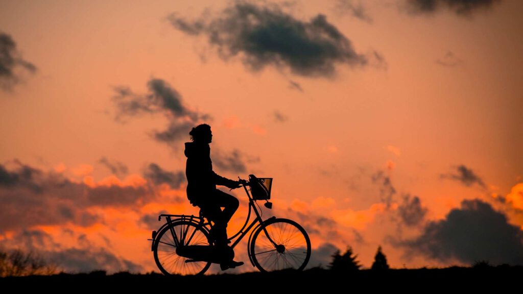 silhouette, bike, fitness-683751.jpg